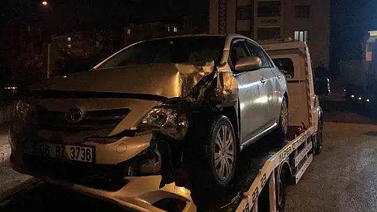 Elazığ'da buzlanma kazaları da beraberinde getirdi: 9 yaralı