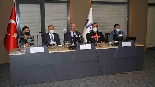 Elazığ'da deprem konutları hak sahiplerine teslim edilmeye devam ediyor