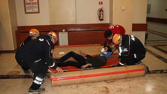 Elazığ'da deprem ve yangın tatbikatı