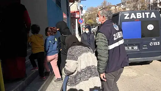 Elazığ'da dilenci operasyonları sürüyor