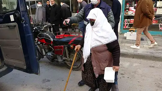 Elazığ'da dilenci operasyonları sürüyor