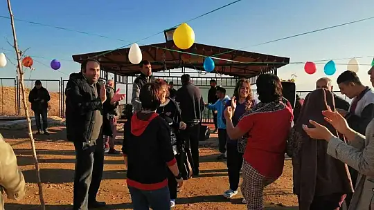 Elazığ'da engelliler dolasıya eğlendi