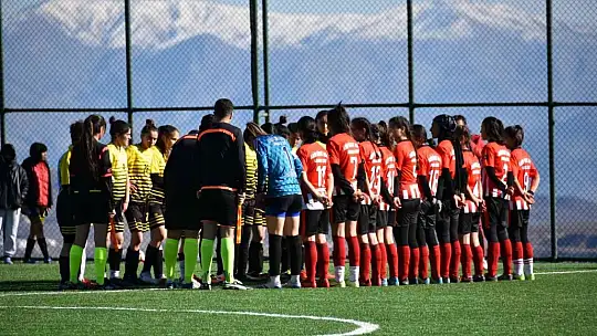 Elazığ'da futbol müsabakaları tamamlandı