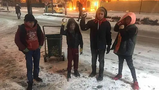 Elazığ'da kar etkisini tekrar gösterdi