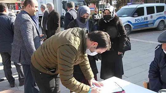 Elazığ'da öğretmenevi yapılması için imza kampanyası başlatıldı