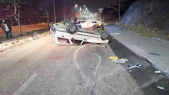 Elazığ'da otomobil takla attı: 2 yaralı