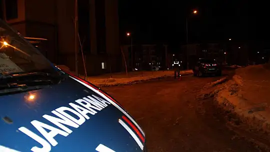 Elazığ'da silahlı, bıçaklı kavga: 2 yaralı