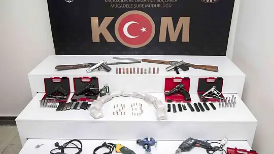 Elazığ'da Tırpan Operasyonu: 2 gözaltı