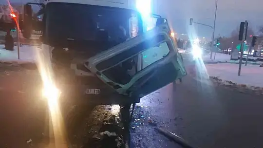Elazığ'da trafik kazası: 1 yaralı