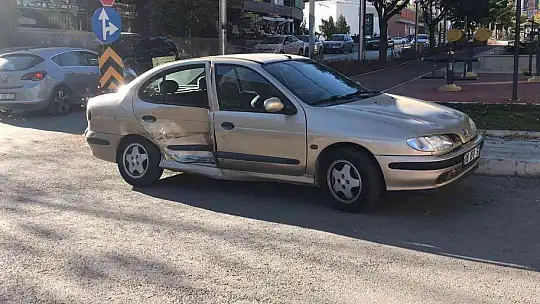 Elazığ'da trafik kazası: 4 yaralı