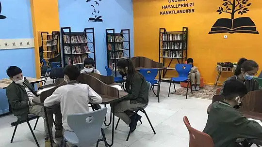Elazığ'da yapımı tamamlanan kütüphanenin açılışı yapıldı