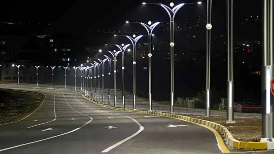 Elazığ'da yeni bulvarda çalışmalar tamamlandı