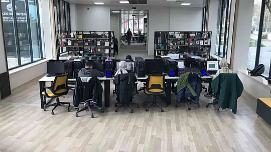Dijital kütüphane 7'den 70'e her kesimden ilgi görüyor