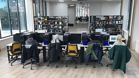 Dijital kütüphane 7'den 70'e her kesimden ilgi görüyor