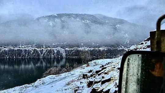 Elazığ-Tatvan arası tren yolculuğundan muhteşem kış manzaraları