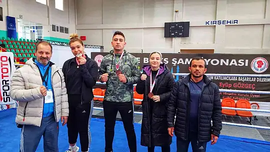 Elazığlı sporculardan 5 madalya birden