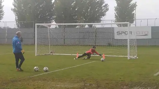 Elazığspor, F. Erbaaspor maçına hazırlanıyor