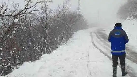 Enerji kahramanlarının karlı yollarda zorlu mücadelesi sürüyor