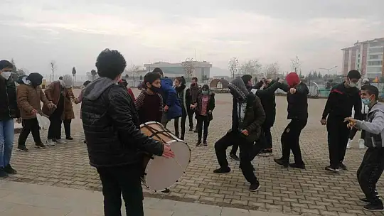 Engeli engel olmadı, çocukluk hayalini gerçeğe dönüştürdü