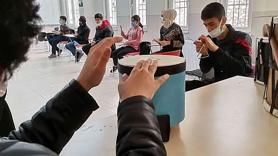 Engeli engel olmadı, çocukluk hayalini gerçeğe dönüştürdü