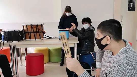 Engeli engel olmadı, çocukluk hayalini gerçeğe dönüştürdü