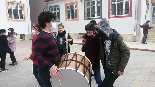 Engeli engel olmadı, çocukluk hayalini gerçeğe dönüştürdü
