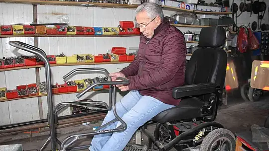 Engelli babası, yaptığı tasarımlarla engellilerin hayatlarını kolaylaştırdı