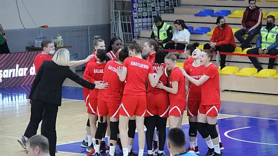 Eurocup Women: Elazığ İl Özel İdare: 66 - BC Promotey: 78