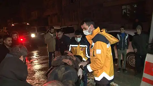 Evine giderken bir anda kendini yeraltında buldu, itfaiyenin 2 saatlik çalışması ile kurtarıldı