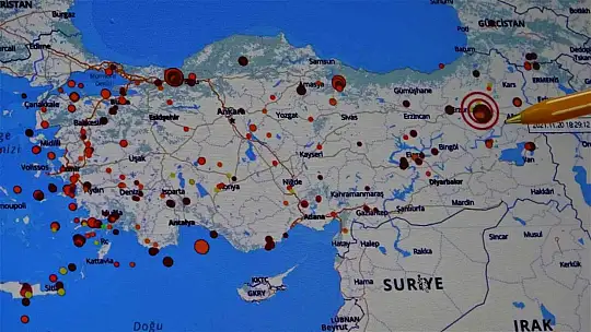 Jeoloji uzmanı Prof. Dr. Aksoy'dan önemli açıklamalar