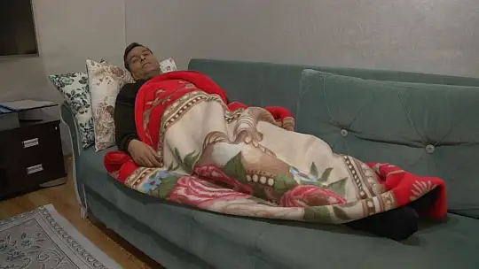 Karaciğer nakli için cezaevindeki yeğeninin çıkmasını bekliyor