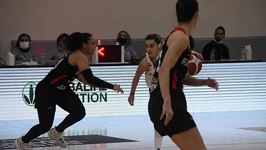 Kayseri, ligdeki ilk galibiyetini Elazığ karşısında aldı