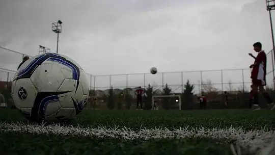 Koruma altındaki çocuklar dostluk maçında hünerlerini sergiledi