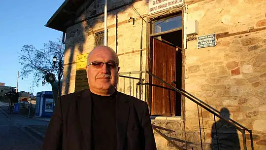 Mevsimler tersine döndü: Batıda kar yağarken Elazığ'da bahar havası yaşanıyor