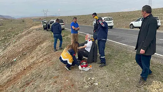 Şarampole yuvarlanan otomobil hurdaya döndü: 2 yaralı