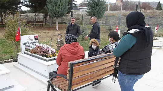 Şehit annesinden duygulandıran paylaşım