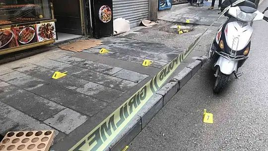 Şehrin göbeğinde silahlı çatışma: 2 yaralı