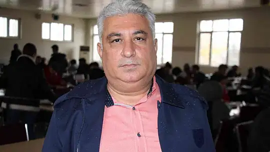 Sigarayı bıraktı topladığı parayla bin öğrenciye yemek fişi dağıttı
