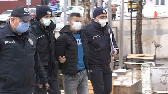 Suçüstü yapılan kablo hırsızı gözaltına alındı