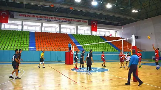 TVF 2. Lig: Elazığ Aksaray Gençlik: 3 - Erzincan Yurdum Gençlik: 0