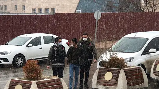 Üzerinden uyuşturucu madde çıkan şüpheli gözaltına alındı