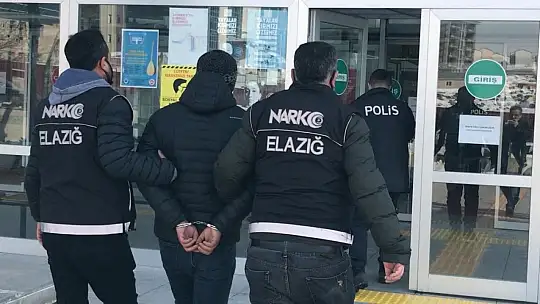 Valizinden 8 kilo uyuşturucu çıkan şüpheli gözaltına alındı