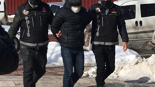 Valizinden 8 kilo uyuşturucu çıkan şüpheli gözaltına alındı