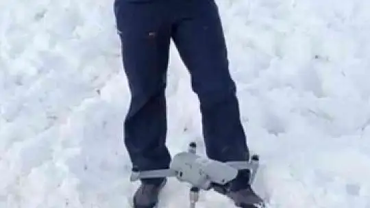 Yelpazeyi unutunca mangalı drone ile yaktı