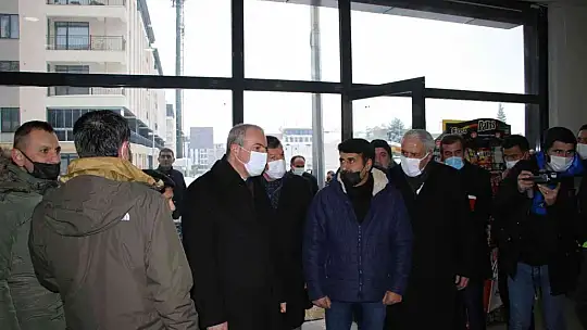 Yeni evlerine kavuşan depremzede: 'Konutlar, gerçekten muazzam. Devletimize ne kadar teşekkür etsek azdır'