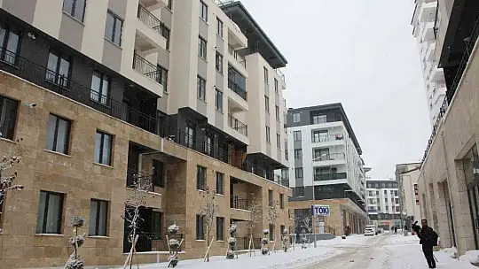 Yeni evlerine kavuşan depremzede: 'Konutlar, gerçekten muazzam. Devletimize ne kadar teşekkür etsek azdır'