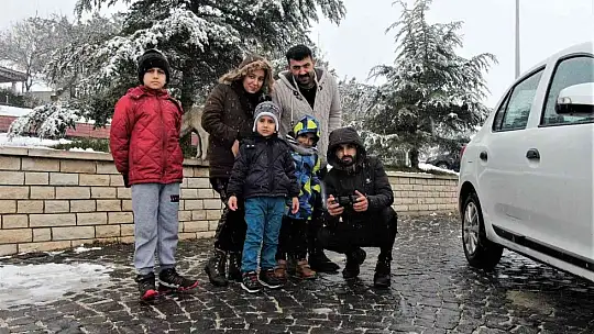 Yılın ilk karının yağdığı Harput'tan kartpostallık görüntülüler