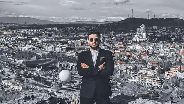 'Yurt dışında üniversite okumak artık hayal değil'
