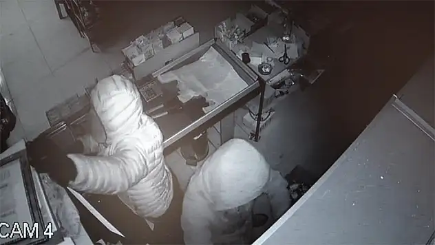 20 gün arayla aynı manavda hırsızlık olayı