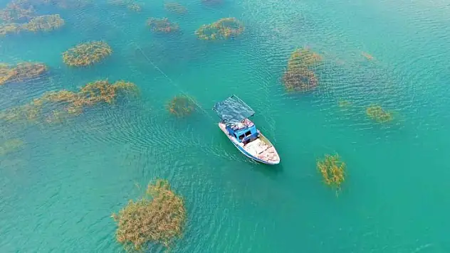 Çocuklarına örnek olmak için yola çıkan balıkçı iki üniversite kazandı